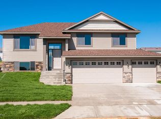 4941 Bishop Ln NW, Rochester, MN 55901