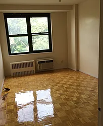 Sold by Thomas Lipovetsky, LREB