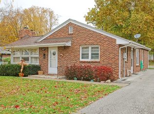 6805 University Ave, Windsor Heights, IA 50324