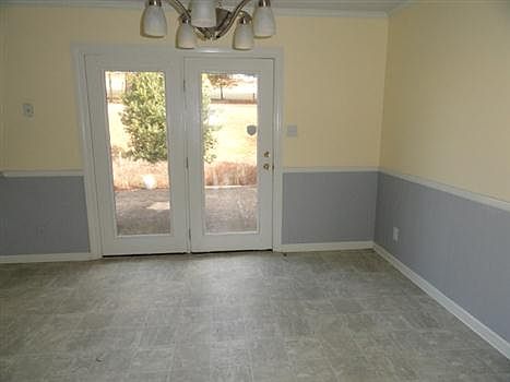 4th image of 45 Teakwood Ln