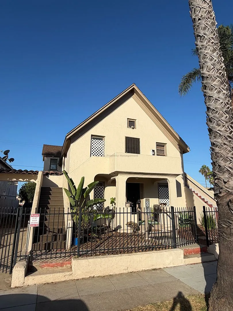 1 Bedroom West of the 5 Near the Beach-Available Now! — Photo 1