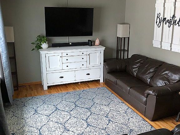 3rd image of 806 S 21st St