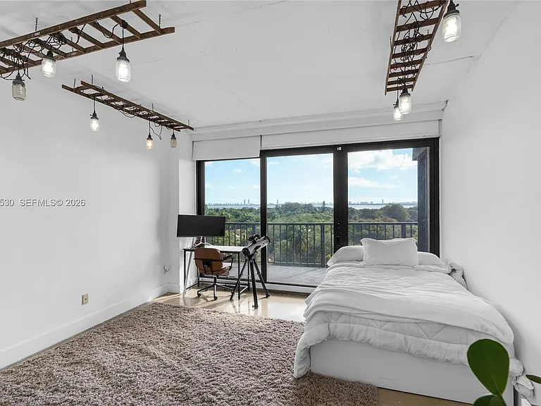 5701 Biscayne Blvd #Penthouse 9 — Photo 32