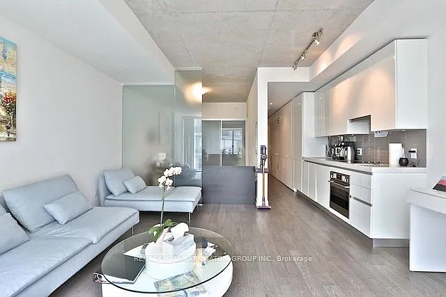 38 Stewart St #302 — Photo 3