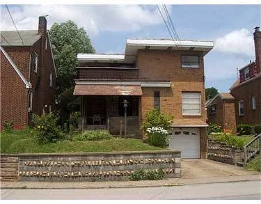 905 Saint Clair Ave photo 1