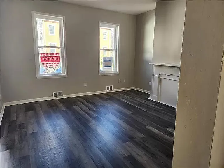 1411-1 W North Ave — Photo 6