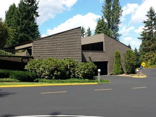 13680 NE 69th St, Redmond, WA