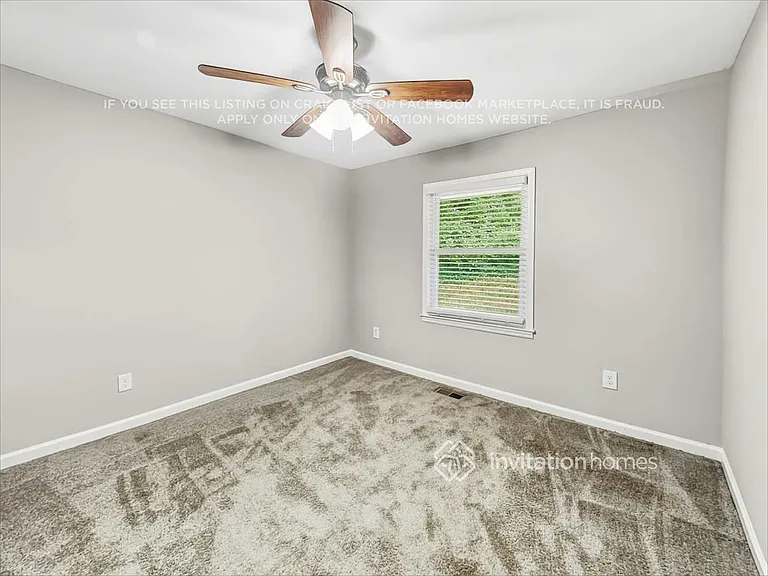 1959 Laurel Ln — Photo 15