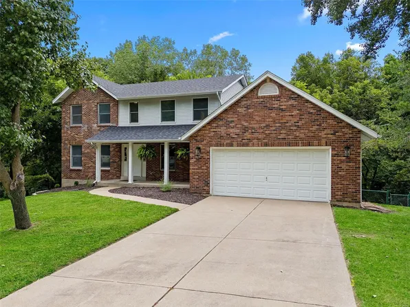 1033 Picardy Ln, Saint Charles, MO 63301