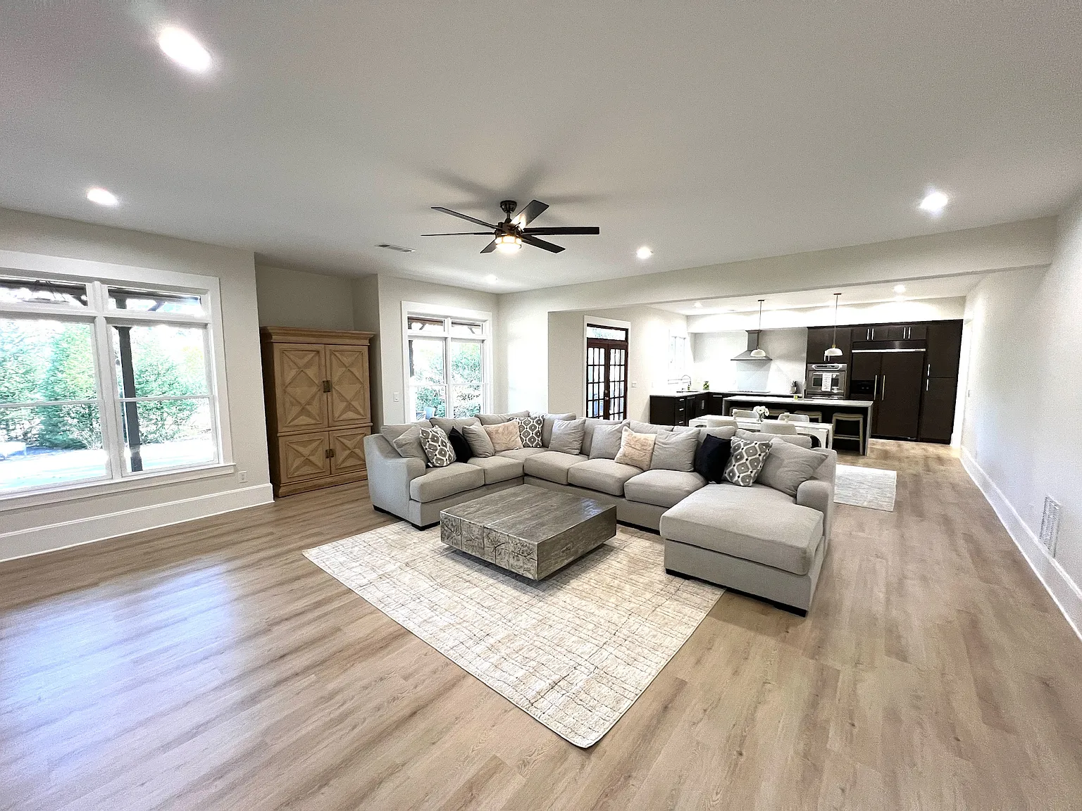 786 Indian Hills Pkwy — Photo 2