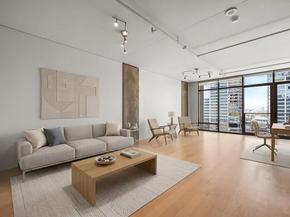 1100 S Hope St APT 1410, Los Angeles, CA 90015