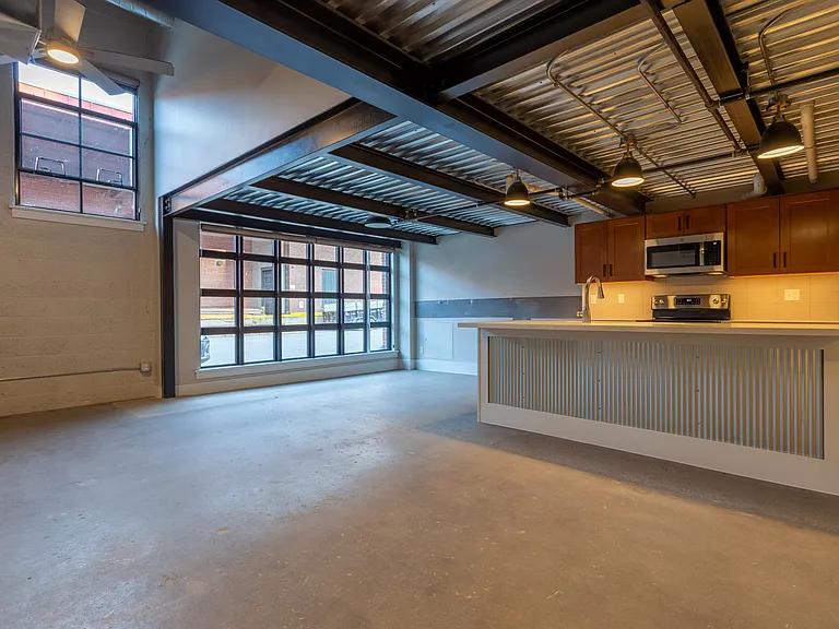 895 Washington St #106 — Photo 17