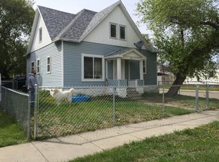 591 8th St NW #2, Minot, ND 58703