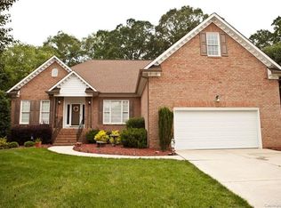 4693 Shannamara Dr, Matthews, NC 28104