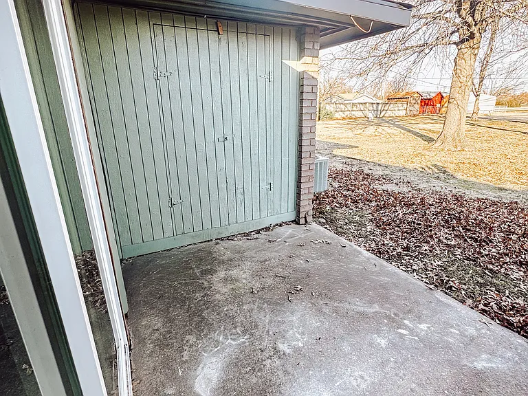 500 North Cline Rd Apartments — Photo 19