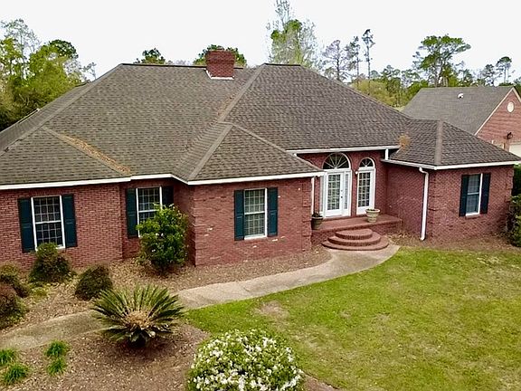 3rd image of 1609 Golf Club Ext