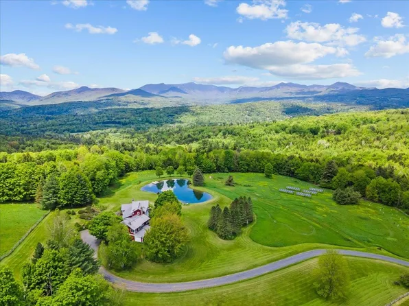 83 Dewey Farm Road, Stowe, VT 05672