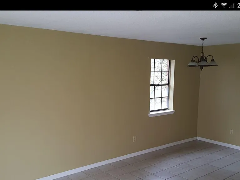 104 Hummingbird Ln #104 — Photo 3