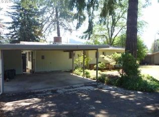 842 E 4th Ave, Sutherlin, OR 97479