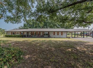 10398 N 28th St W, Wagoner, OK 74467
