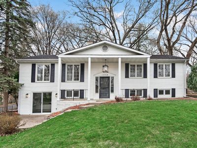 14818 Kral Rd, Minnetonka, MN, 55345