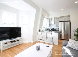 20 George St #2A, Somerville, MA 02145