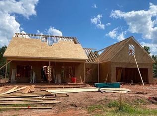 202 Alexander Lakes Dr, Eatonton, GA 31024