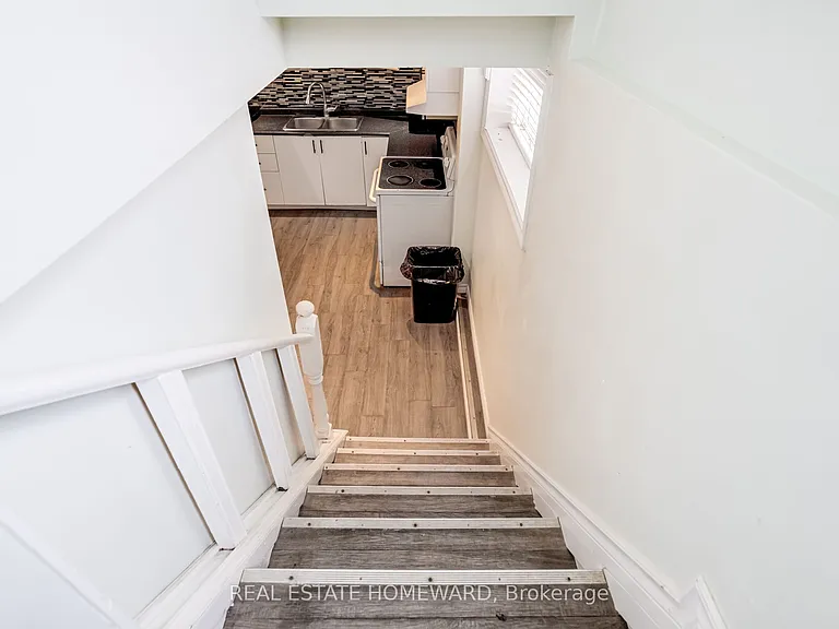 113 Porchester Dr #BASEMENT — Photo 7