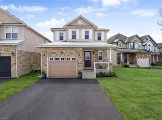 505 Snowdrop Ct, Kitchener, ON N2E 4G4