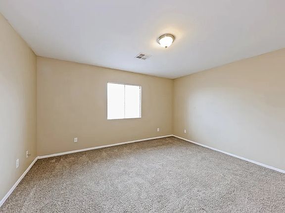 3rd image of 929 Gaskill Ave