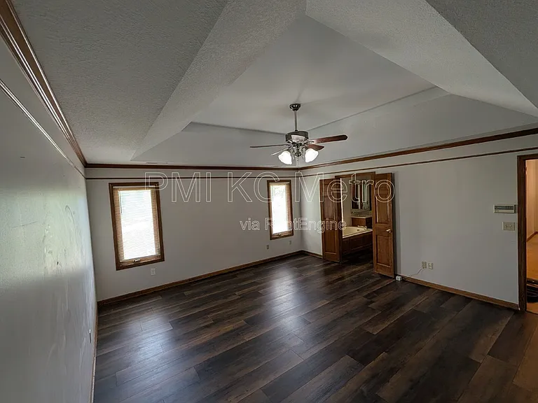 3905 SW 14th St — Photo 56