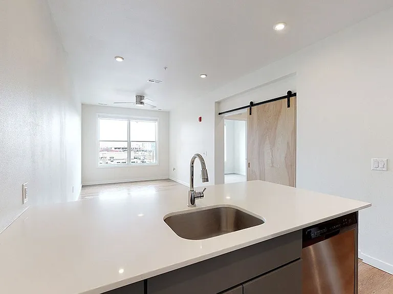 Mile High Apartments at Sloan's Lake — Photo 10