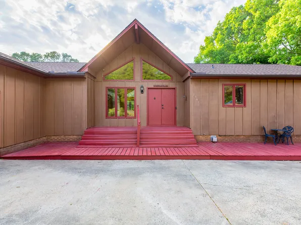 2301 Quail Dr, Graham, NC 27253