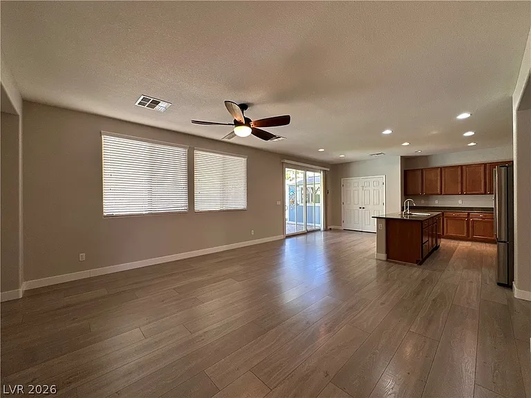6631 April Bend Ct — Photo 7