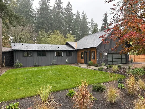21920 Vine Road, Brier, WA 98036
