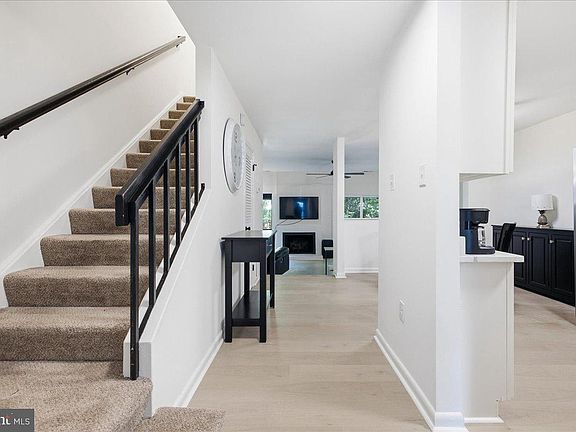 3rd image of 11904 W Briar Patch Dr