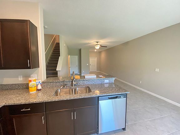 5th image of 9723 Pembrooke Pines Dr