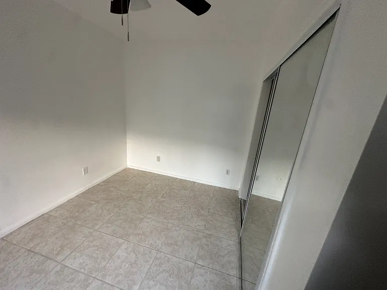 1221 Coronel St #A — Photo 22