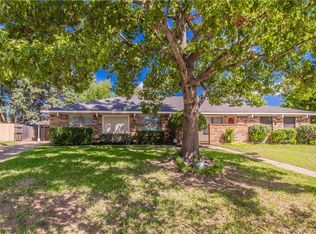 2936 Gray Oak Dr, Euless, TX 76039