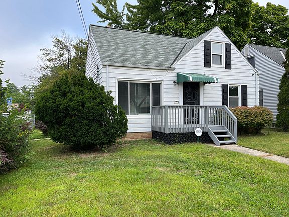 2nd image of 19707 Harvard Rd