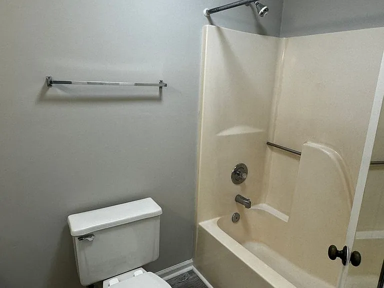 112 Thornbird Dr — Photo 20