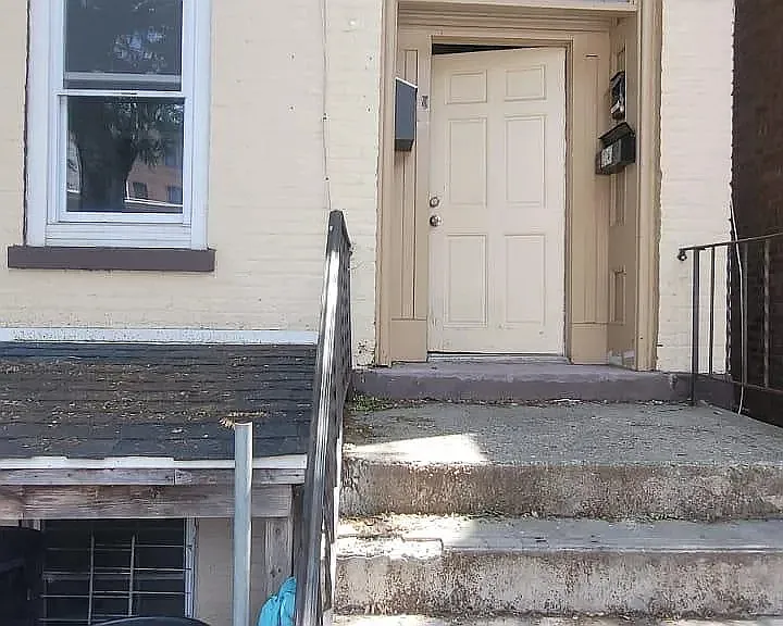 54 Johnston St #1 — Photo 1