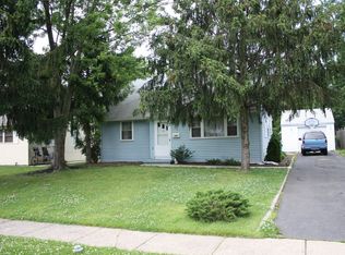 229 Adams Ave, Barrington, NJ 08007