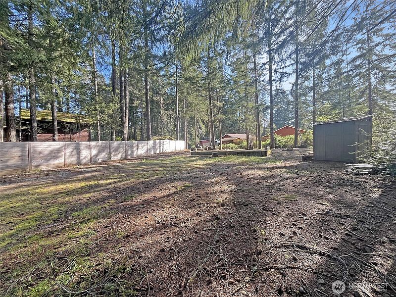 4th image of 1220 N Cod Place