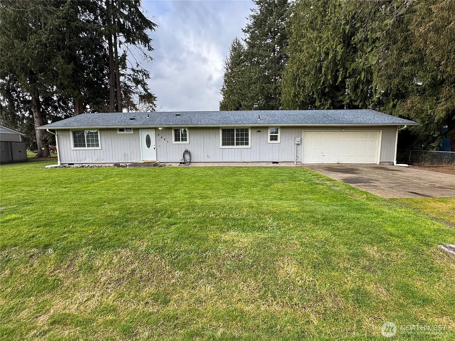 2421 32nd Avenue photo 1
