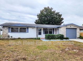 5630 Mosaic Dr, Holiday, FL 34690