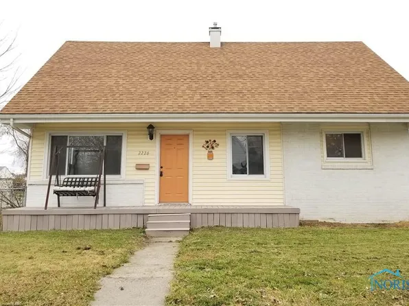 2226 Peabody Ave, Toledo, OH 43614