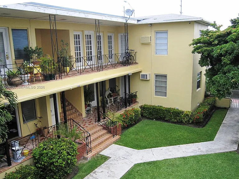 8024 Harding Ave #5A — Photo 8