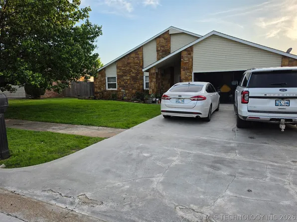 13772 S Nyssa Pl, Glenpool, OK 74033