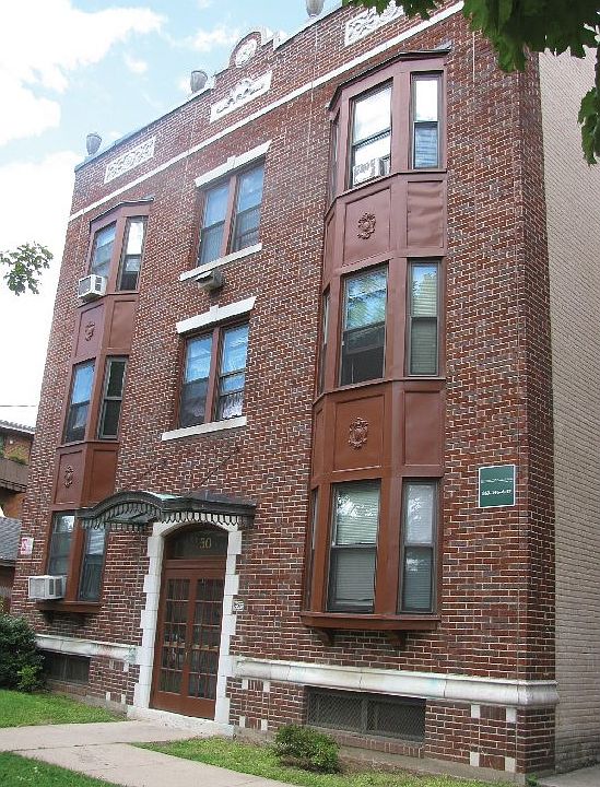 2nd image of 30 Townley St #30